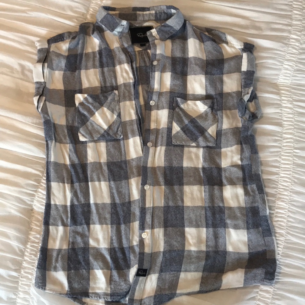Adorable Rails sleeveless plaid top in blue&white